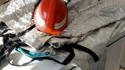 Fire-fighting clothing